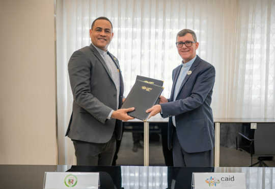 CAID y UCSD firman acuerdo para impulsar la formación académica especializada