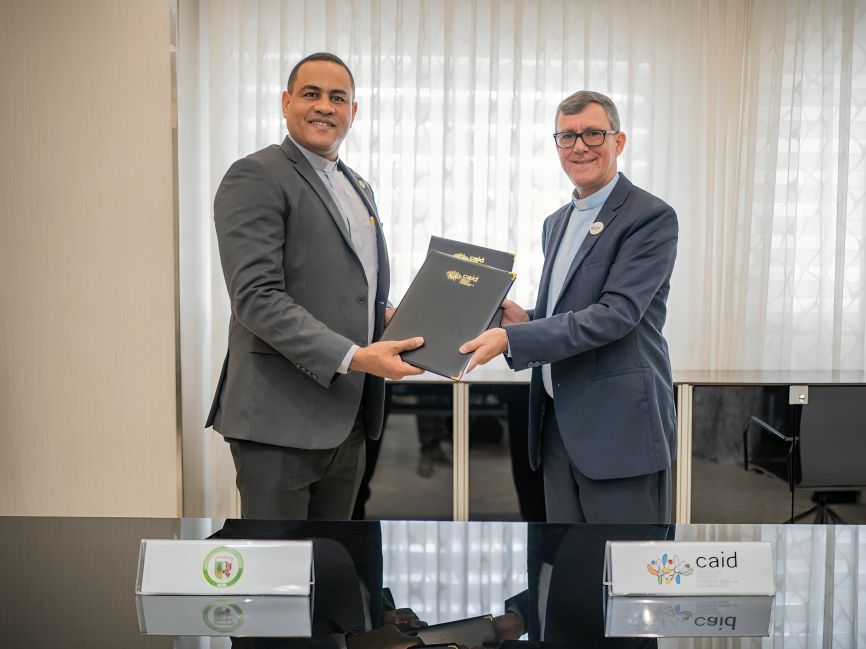 CAID y UCSD firman acuerdo para impulsar la formación académica especializada