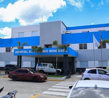 Dr. Julio Landrón dispone remozamiento total y auditoría interna en Hospital Toribio Bencosme
