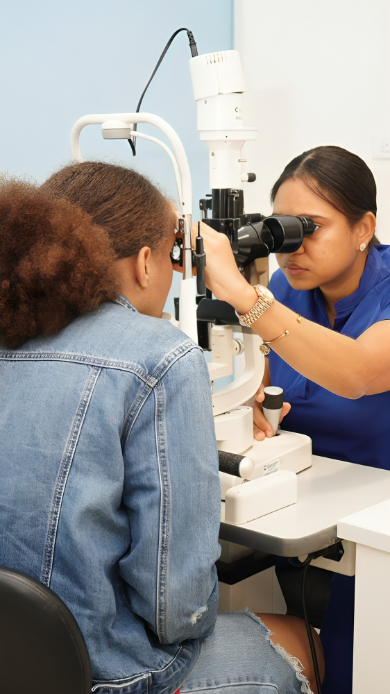 CECANOT realiza jornada nacional de detección de glaucoma en Santo Domingo