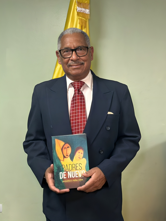 Dr. Domingo Peña Nina lanza "Padres de nuevo" en emotivo acto encabezado por ADOMERE y el Colegio Médico Dominicano Dr. Domingo Peña Nina lanza "Padres de nuevo" en emotivo acto encabezado por ADOMERE y el Colegio Médico Dominicano