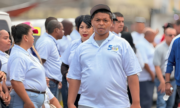Hogar Crea Dominicano rescata 19 personas en situación de calle durante jornada en Santiago por su 51 aniversario