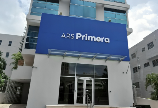 ARS Primera reitera que honorarios médicos permanecen intactos y copago corresponde solo a participación del afiliado