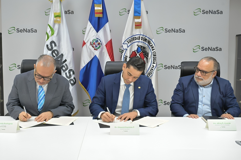 SeNaSa y SODOCIPRE firman convenio para ampliar cobertura de cirugías reconstructivas en beneficio de afiliados SeNaSa y SODOCIPRE firman convenio para ampliar cobertura de cirugías reconstructivas en beneficio de afiliados