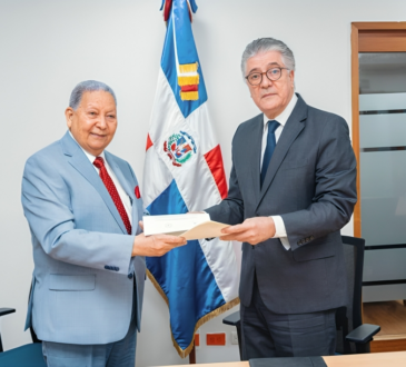 Onaprep y Sociedad de Psiquiatría firman convenio para brindar servicio integral a internos psiquiátricos de recintos penitenciarios