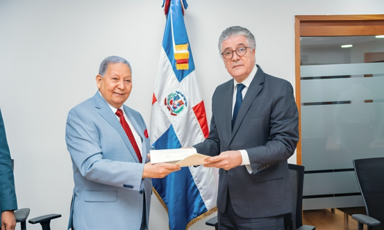 Onaprep y Sociedad de Psiquiatría firman convenio para brindar servicio integral a internos psiquiátricos de recintos penitenciarios