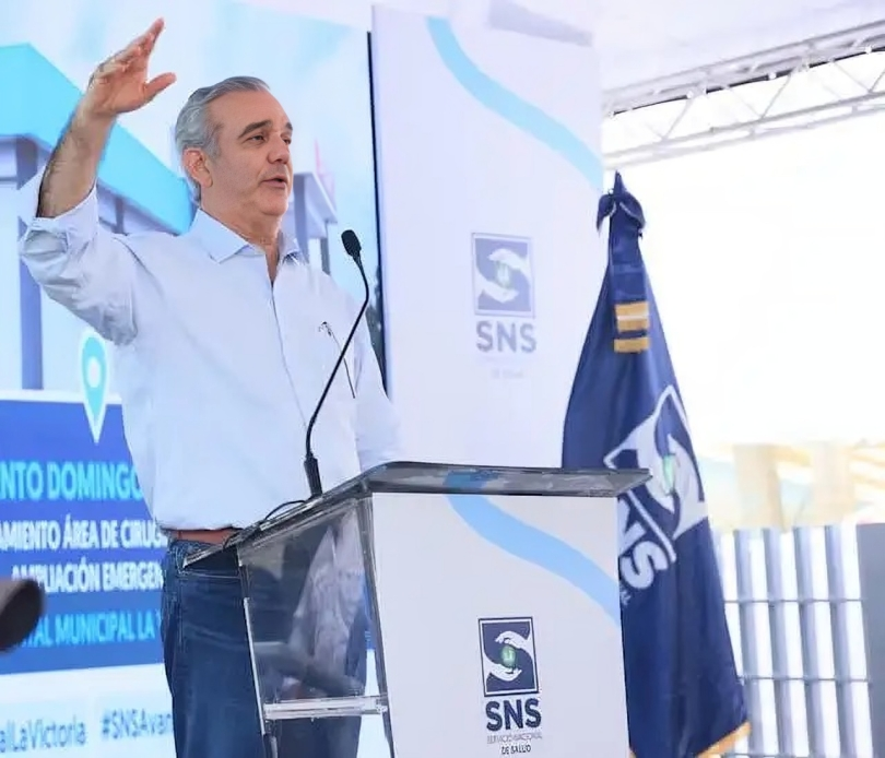 Presidente Abinader pone en funcionamiento nueva emergencia y áreas remozadas del Hospital Municipal La Victoria Presidente Abinader pone en funcionamiento nueva emergencia y áreas remozadas del Hospital Municipal La Victoria