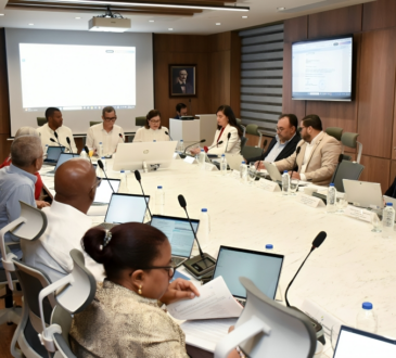 CNSS anuncia implementación de per cápita diferenciado por edad y sexo en el Seguro Familiar de Salud del Régimen Contributivo a partir de mayo