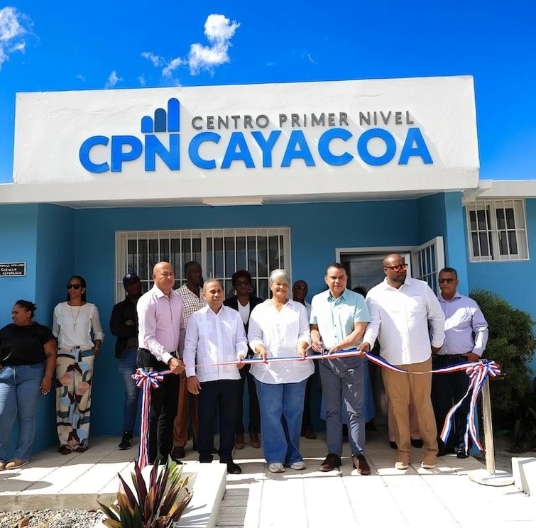Autoridades de Salud inauguran remozado Hospital Municipal Srta. Elupina Cordero en Sabana de la Mar