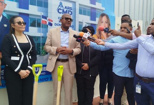 Colegio Médico Dominicano y ARS-CMD dan primer picazo para construcción de nuevo edificio de la aseguradora de los médicos dominicanos Colegio Médico Dominicano y ARS-CMD dan primer picazo para construcción de nuevo edificio de la aseguradora de los médicos dominicanos