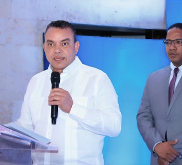 SNS celebra 5to Simposio Nacional de Salud Bucal y anuncia más de 5.6 millones de atenciones odontológicas desde 2020
