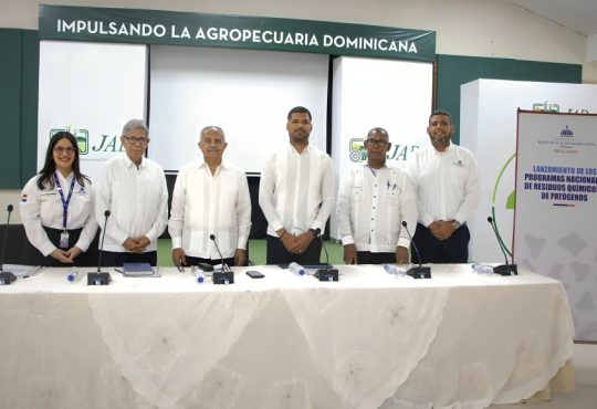 DIGEMAPS presenta Programas Nacionales de Control de Patógenos y Residuos Químicos para fortalecer la inocuidad de carnes en RD