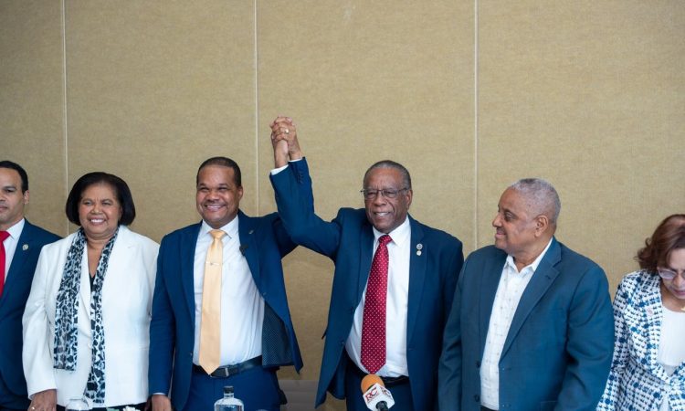 Dr. José Peralta y Dr. Radhamés Silverio formalizan alianza estratégica por el fortalecimiento de la UASD y la Facultad de Ciencias de la Salud