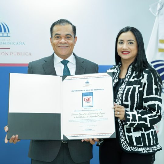 DIDA alcanza nivel de excelencia con certificación CAF +300 otorgado por el MAP