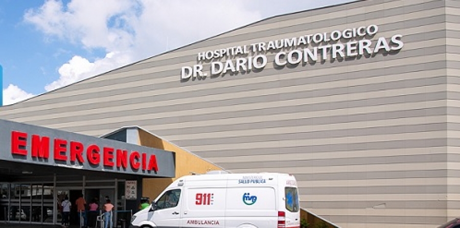 Director del Hospital Darío Contreras aclara incidente ocurrido en área de estacionamiento del centro