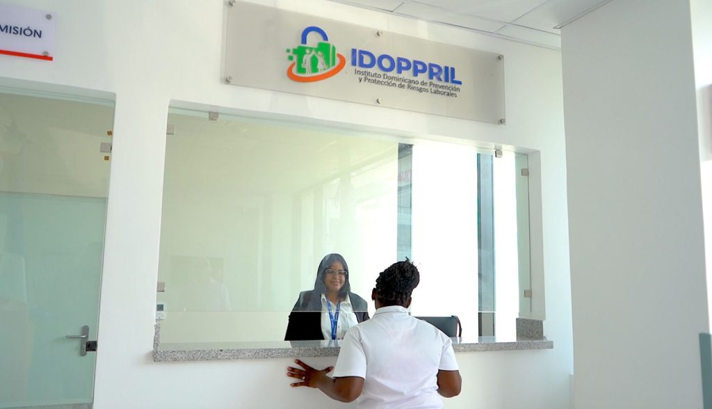 IDOPPRIL inaugura nuevo módulo en Azua y destaca beneficios para trabajadores IDOPPRIL inaugura nuevo módulo en Azua y destaca beneficios para trabajadores