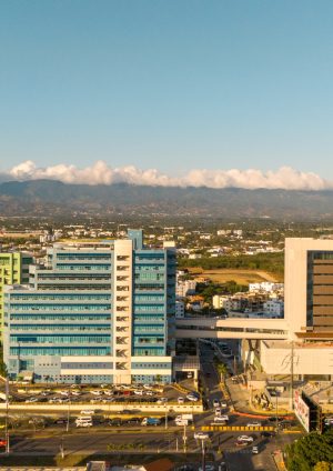 El HOMS se consolida en la élite hospitalaria al obtener la Acreditación Platino de Accreditation Canada