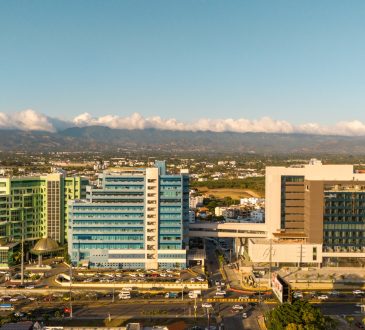 El HOMS se consolida en la élite hospitalaria al obtener la Acreditación Platino de Accreditation Canada