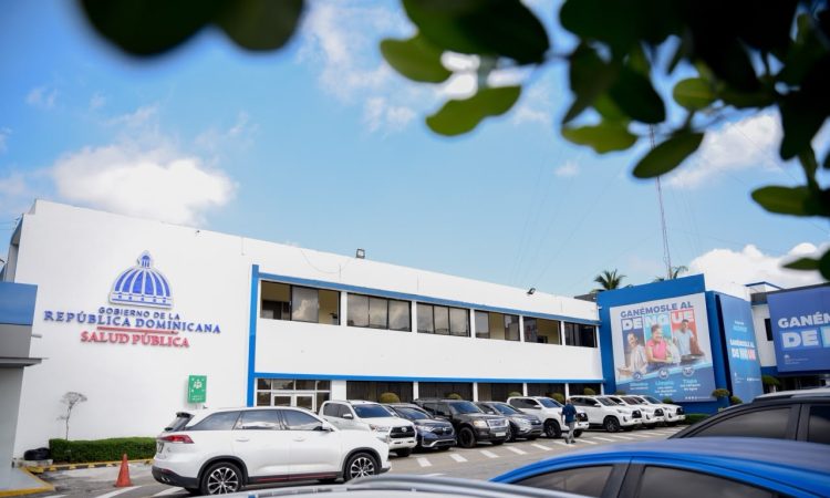 Ministerio de Salud destaca avances en la lucha contra el cáncer de próstata; insta a los hombres a priorizar su salud y realizarse chequeos médicos de rutina Ministerio de Salud destaca avances en la lucha contra el cáncer de próstata; insta a los hombres a priorizar su salud y realizarse chequeos médicos de rutina
