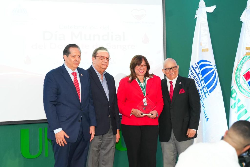 Ministro de Salud: “La donación de sangre no debería nacer de una transacción, sino de la decisión generosa de ayudar a otro ser humano”