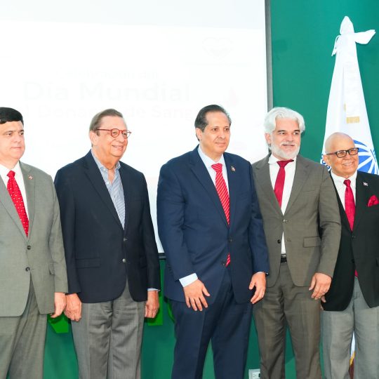 Ministro de Salud: “La donación de sangre no debería nacer de una transacción, sino de la decisión generosa de ayudar a otro ser humano”