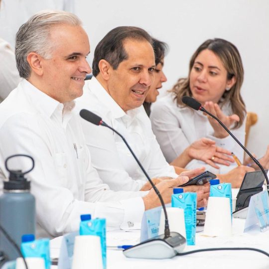 Ministro de Salud destaca avances que consolidan a Santiago como referente nacional en salud pública preventiva