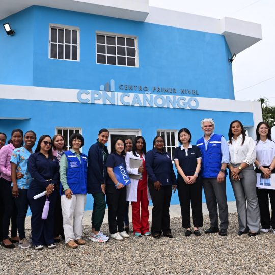 OPS, KOICA, Ministerio de Salud Pública y SNS fortalecen la atención primaria en la frontera dominicana