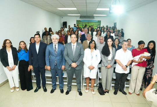 Ministerio de Salud introduce anticuerpo Nirsevimab para fortalecer la protección infantil frente al Virus Sincitial Respiratorio Ministerio de Salud introduce anticuerpo Nirsevimab para fortalecer la protección infantil frente al Virus Sincitial Respiratorio