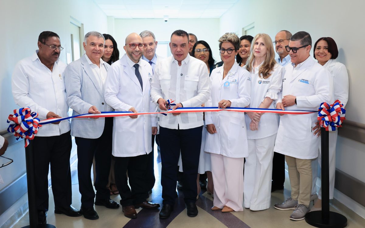 SNS inaugura primera unidad de cirugía intrauterina del país; bebés podrán ser operados antes de nacer de forma gratuita