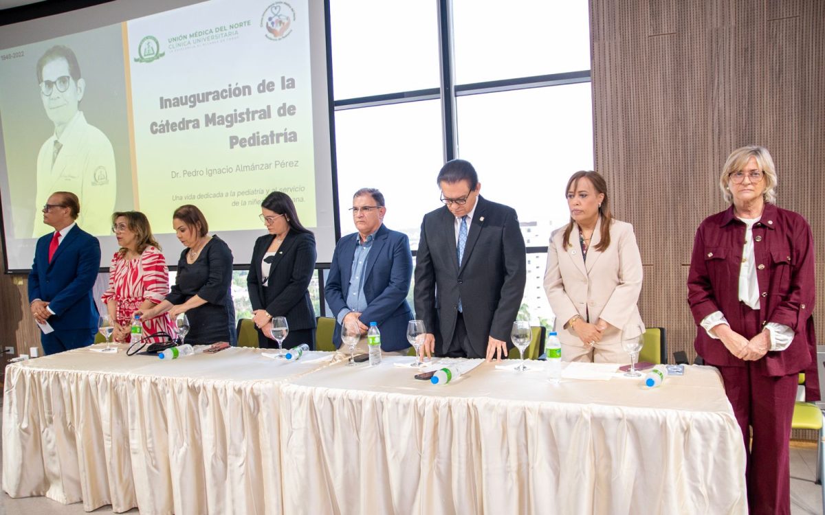 Inauguran en Santiago la Cátedra Magistral de Pediatría Dr. Pedro Ignacio Almánzar Pérez para fortalecer la educación médica