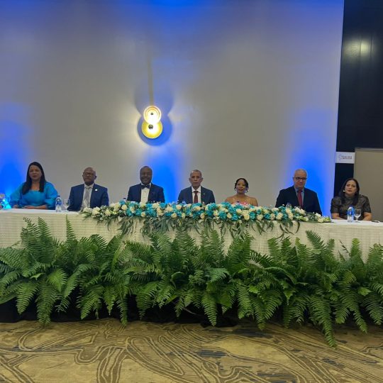 Maternidad la Altagracia entrega al país 41 nuevos especialistas en 5 especialidades médicas