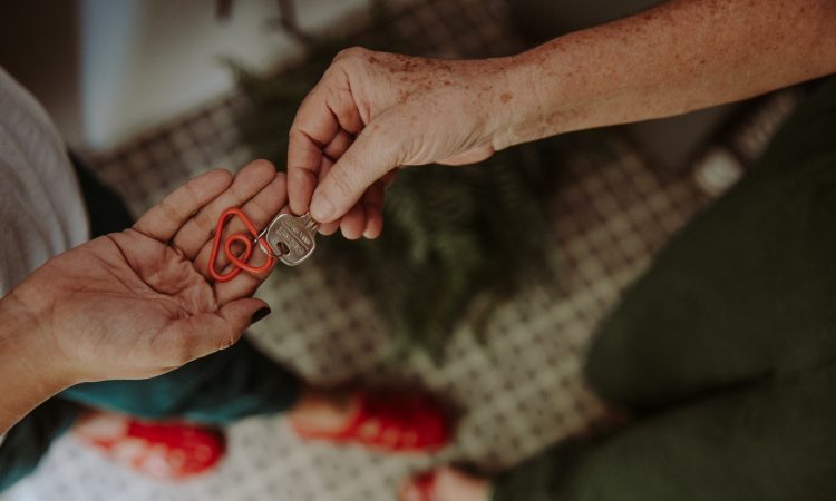 Airbnb.org ofrece alojamiento para personal de emergencia tras los terremotos en Venezuela