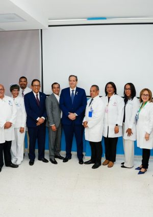 Juramentan Comité Hospitalario de Trasplante del Hospital Marcelino Vélez Santana