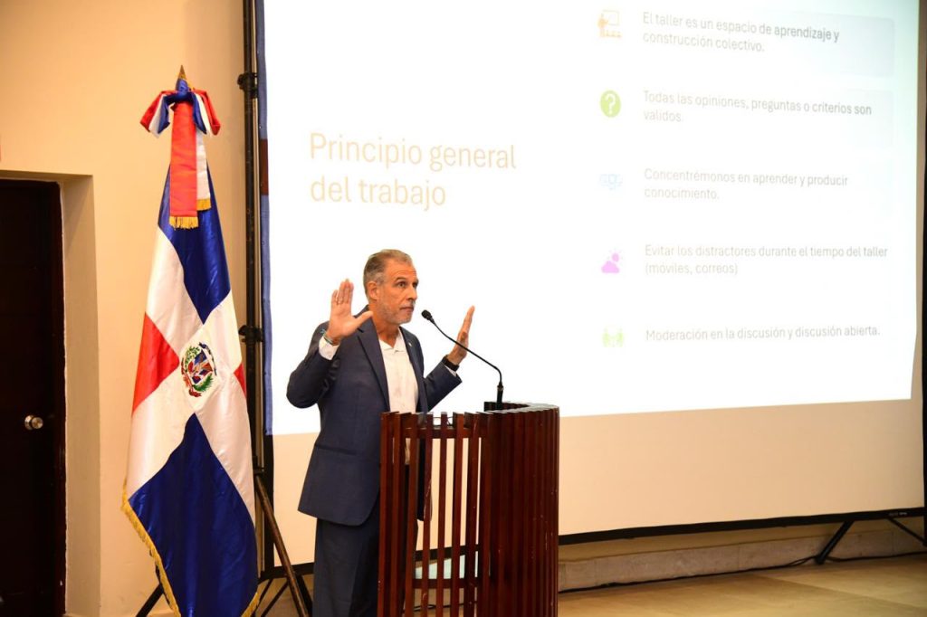 Ministerio de Salud Pública inicia medición del nivel de madurez de las Redes Integradas de Servicios de Salud en la Región Yuma Ministerio de Salud Pública inicia medición del nivel de madurez de las Redes Integradas de Servicios de Salud en la Región Yuma