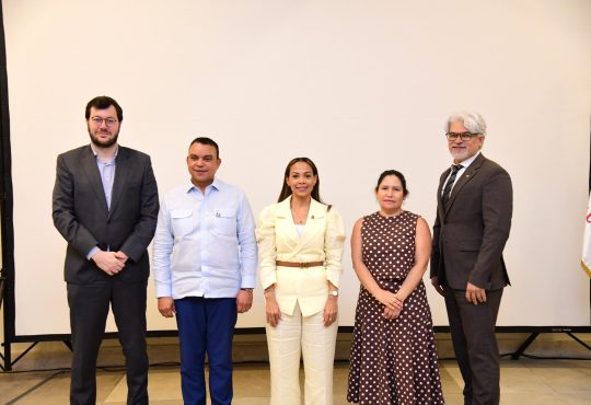 Ministerio de Salud Pública inicia medición del nivel de madurez de las Redes Integradas de Servicios de Salud en la Región Yuma Ministerio de Salud Pública inicia medición del nivel de madurez de las Redes Integradas de Servicios de Salud en la Región Yuma
