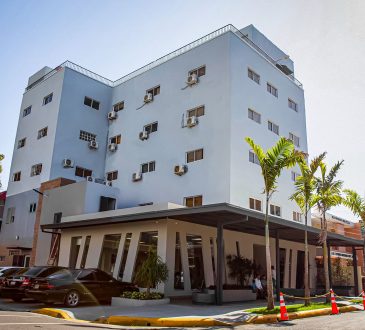 Centro Médico Domínico Cubano integra al Dr. Milton Constanzo en Diabetología.