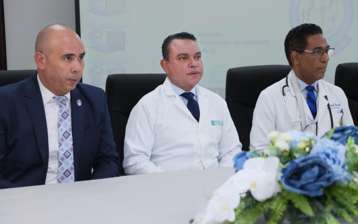 Director del SNS da la bienvenida a los nuevos residentes médicos del Hospital Ney Arias Lora