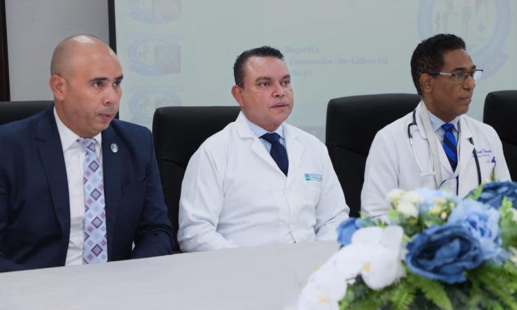 Director del SNS da la bienvenida a los nuevos residentes médicos del Hospital Ney Arias Lora Director del SNS da la bienvenida a los nuevos residentes médicos del Hospital Ney Arias Lora