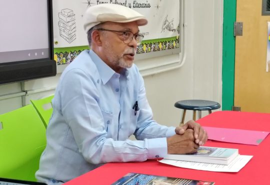 Dr. Manuel Mota Castillo presenta en Nueva York su Compendio de Psiquiatría Pediátrica