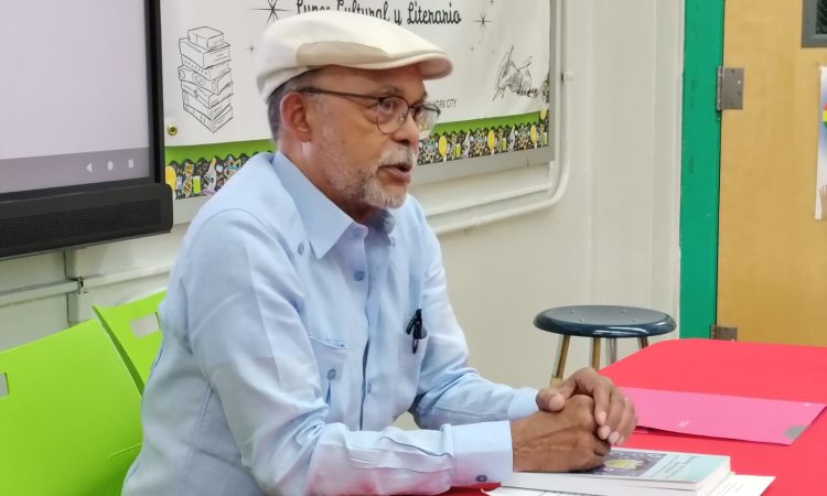 Dr. Manuel Mota Castillo presenta en Nueva York su Compendio de Psiquiatría Pediátrica