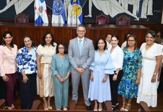 Ángel Nadal asume Decanato de Salud de la UASD con visión de futuro Ángel Nadal asume Decanato de Salud de la UASD con visión de futuro