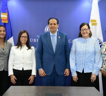 Juramentación de la Dra. Jennie M. Adorno Rivera, como Directora Ejecutiva del Consejo Nacional de Bioética en Salud