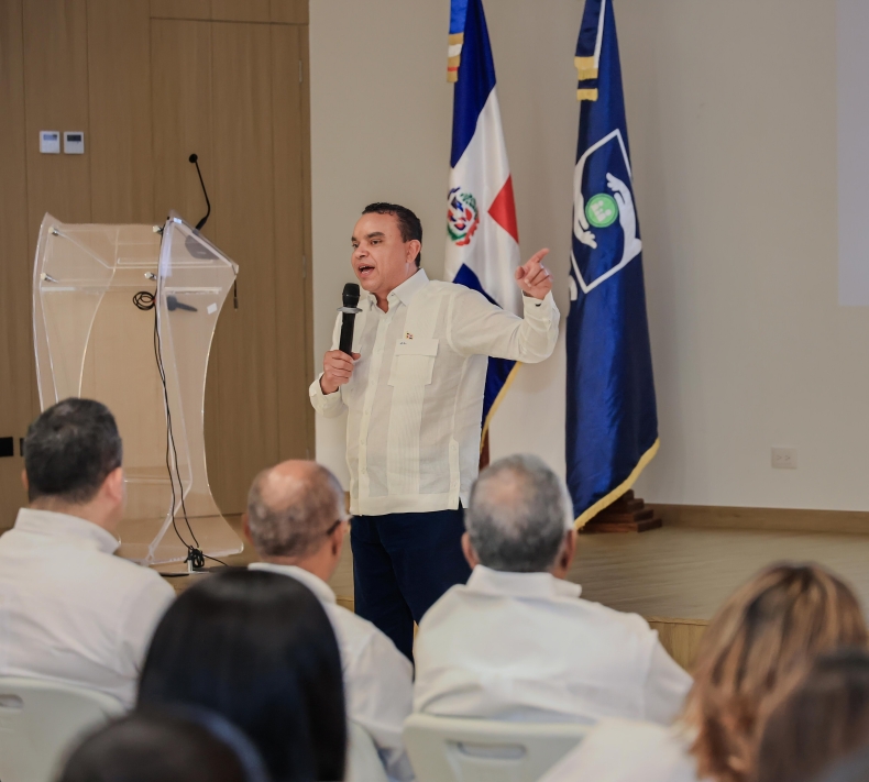 SNS fortalece atención materno-infantil y neonatal con nuevas estrategias y avances en la Red Pública de Salud