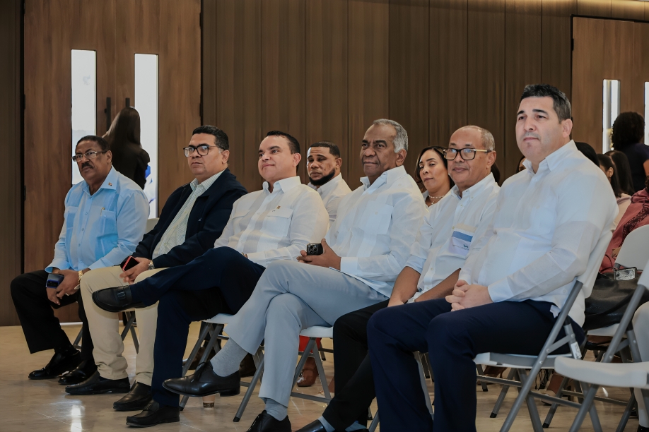 SNS fortalece atención materno-infantil y neonatal con nuevas estrategias y avances en la Red Pública de Salud