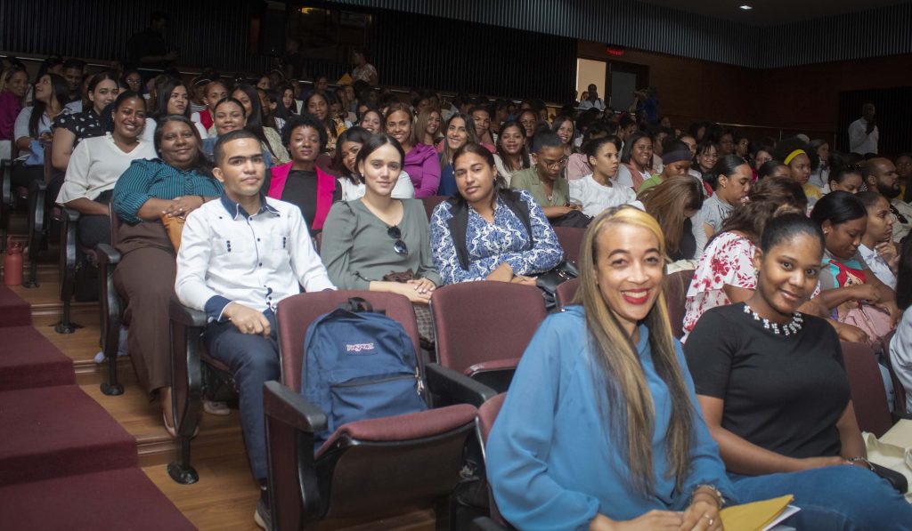 Escuela de Bioanálisis de la UASD realiza con éxito su Segunda Feria de Reclutamiento.