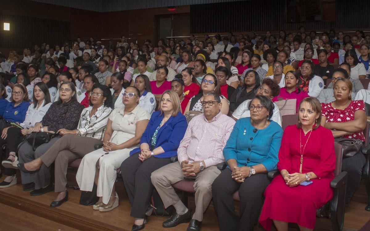Escuela de Bioanálisis de la UASD realiza con éxito su Segunda Feria de Reclutamiento.