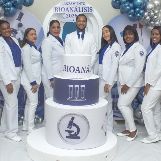 Estudiantes de Bioanálisis de la UASD dan el paso hacia la práctica profesional con el Internado Rotatorio 2026