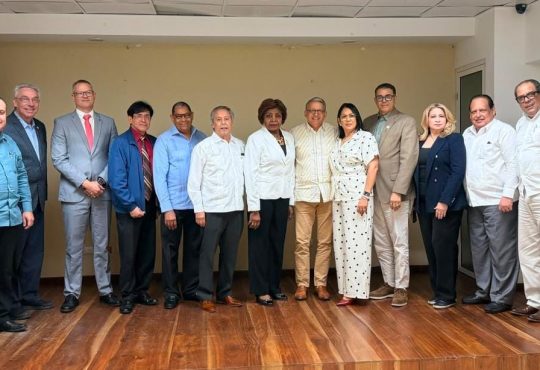 ADOFEM celebra reunión ordinaria en UCATECI y aborda prioridades estratégicas de la Educación Médica en República Dominicana