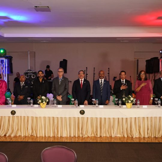 HSBG conmemora 50 años de la Escuela de Cirugía General junto a sus egresados