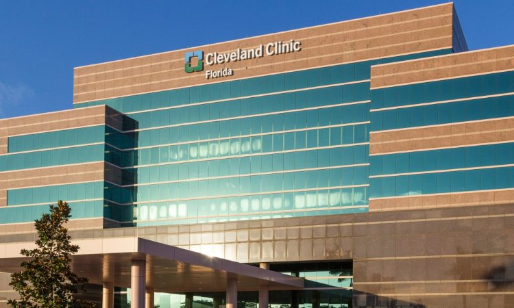 U.S. News & World Report nombra a Cleveland Clinic como uno de los mejores hospitales del país para 2026-2027